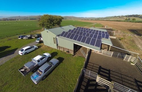 Latest company case about 10KW (Suntree 10000TL)Grid-tied System in a Woolshed, New Zealand